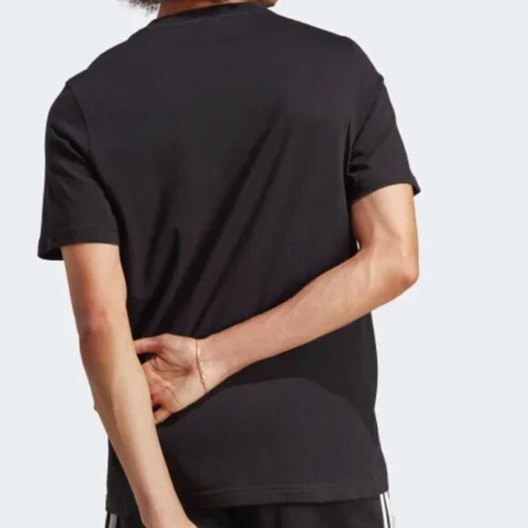 Addis Classics Trefoil Tee black/white Kids XL Nwt in packaging - Picture 2 of 5